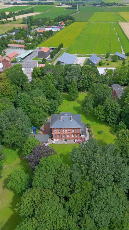 Apartamento Haus Im Park Wesselburen Exterior foto